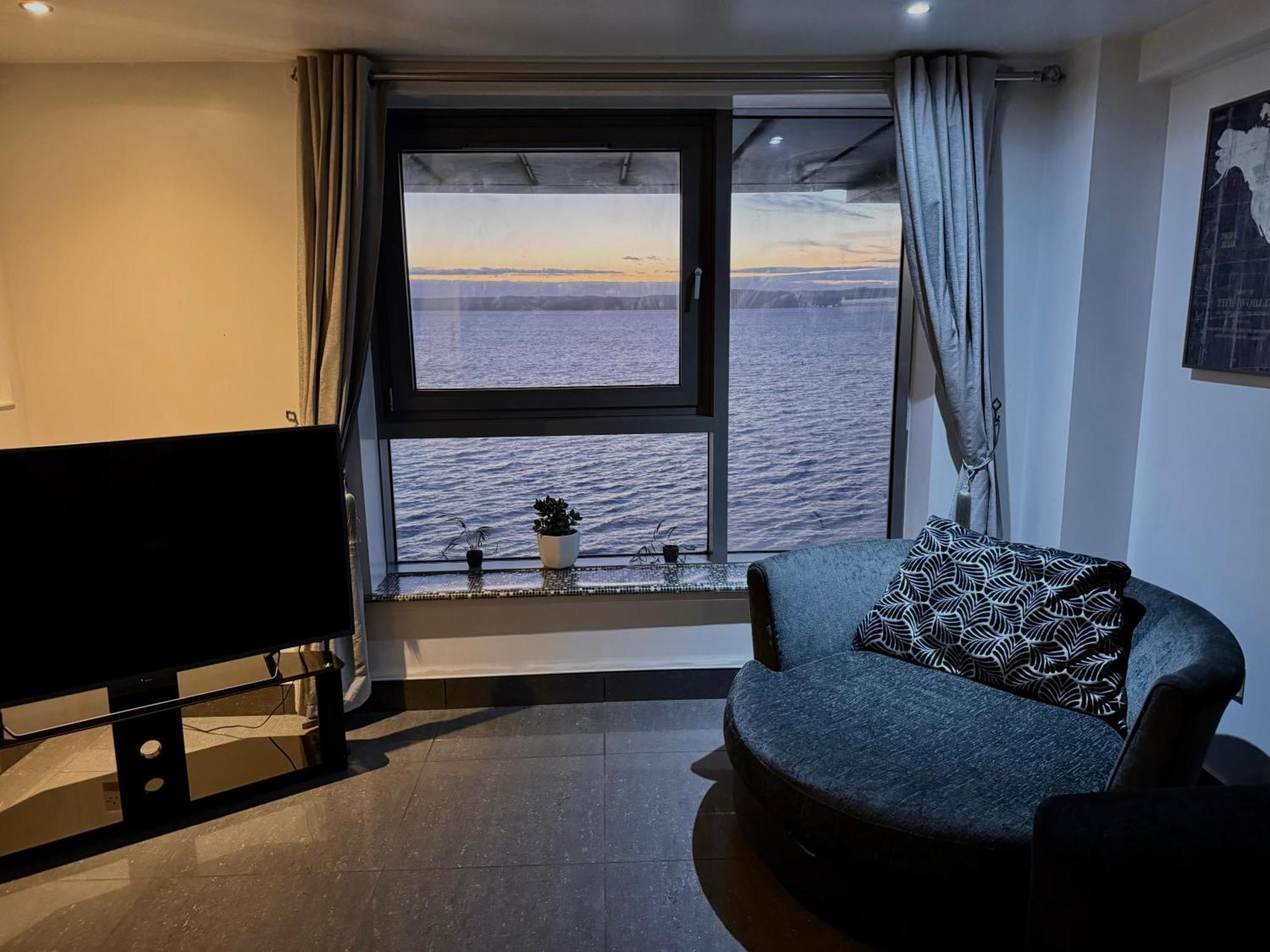 Ocean Park Apartments - Oceanfront - Free Parking And Fast Wifi EDI Kültér fotó
